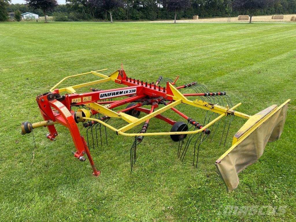 Unifarm CR 330 Граблі і сінозворушувачі