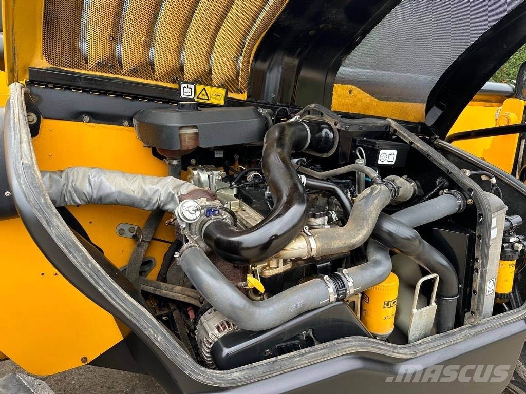 JCB 535-125 Телескопічні навантажувачі
