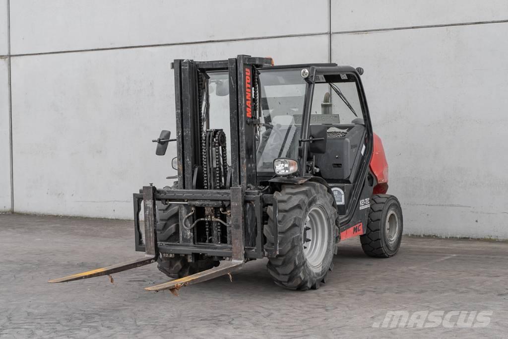 Manitou MC 30-4 Дизельні навантажувачі
