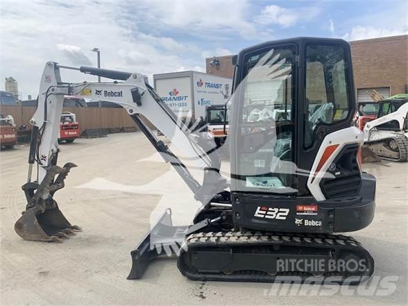 Bobcat E32i Міні-екскаватори < 7т