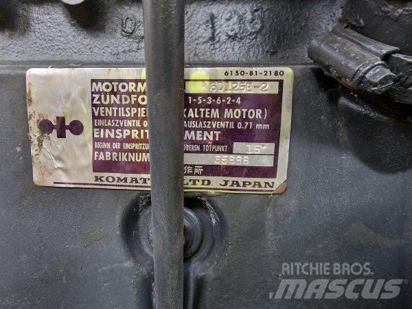 Komatsu 6D125E-2 Двигуни