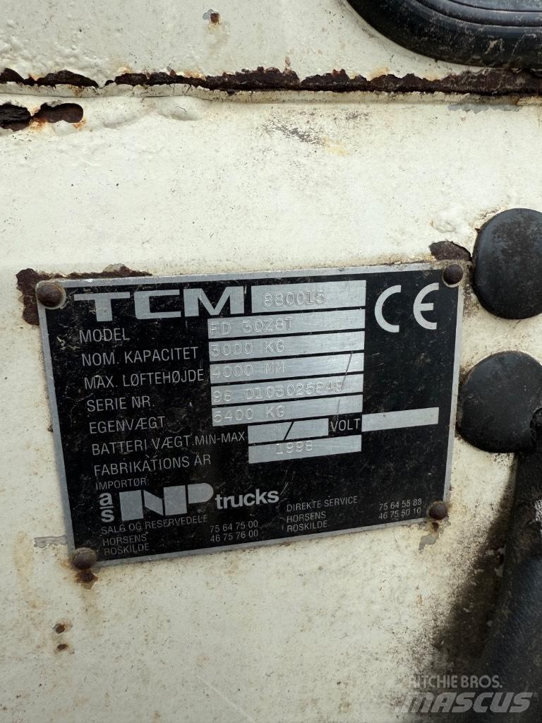 TCM FD 30 Дизельні навантажувачі