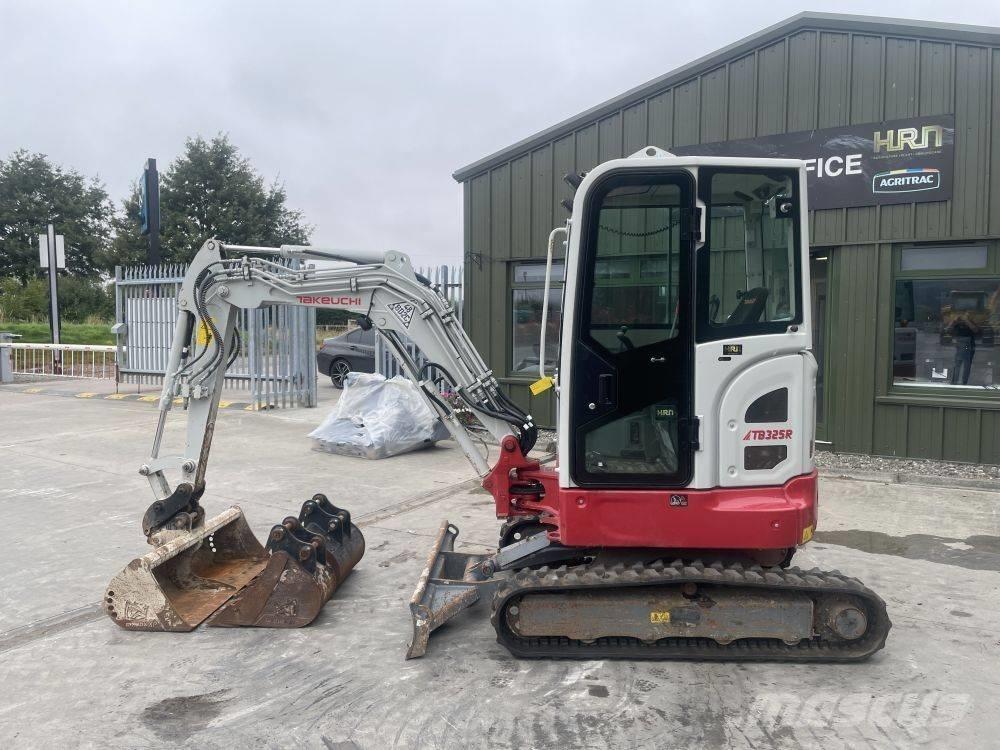 Takeuchi TB 325 R Міні-екскаватори < 7т