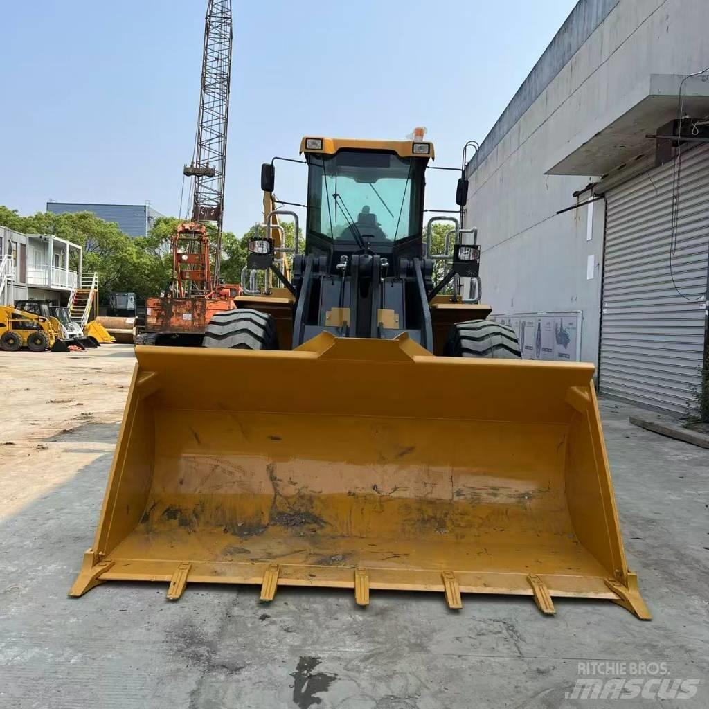 XCMG ZL 50 GN Фронтальні навантажувачі