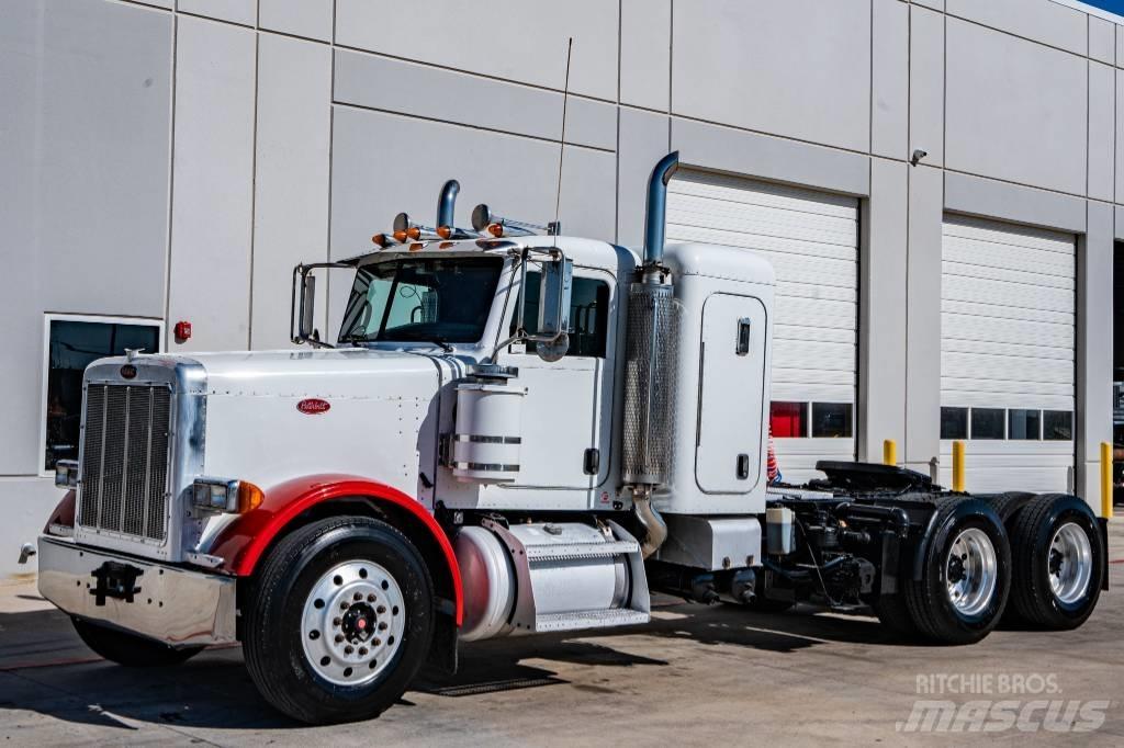 Peterbilt 379 Тягачі