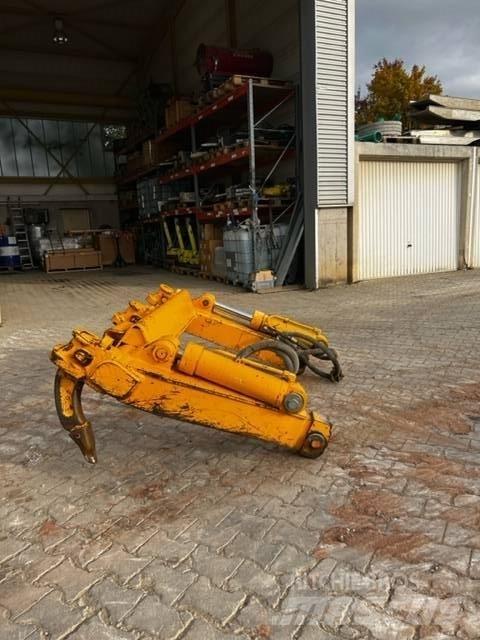 CAT Ripper CAT963C Гусеничні бульдозери