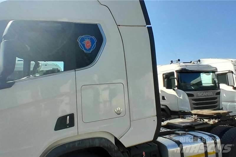 Scania R560 Вантажівки / спеціальні