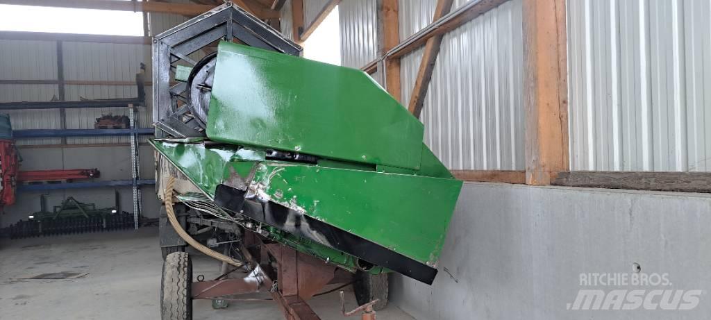 John Deere 2056HM Зернозбиральні комбайни