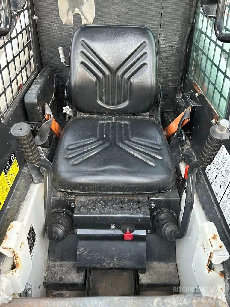 Bobcat S 70 Міні-навантажувачі