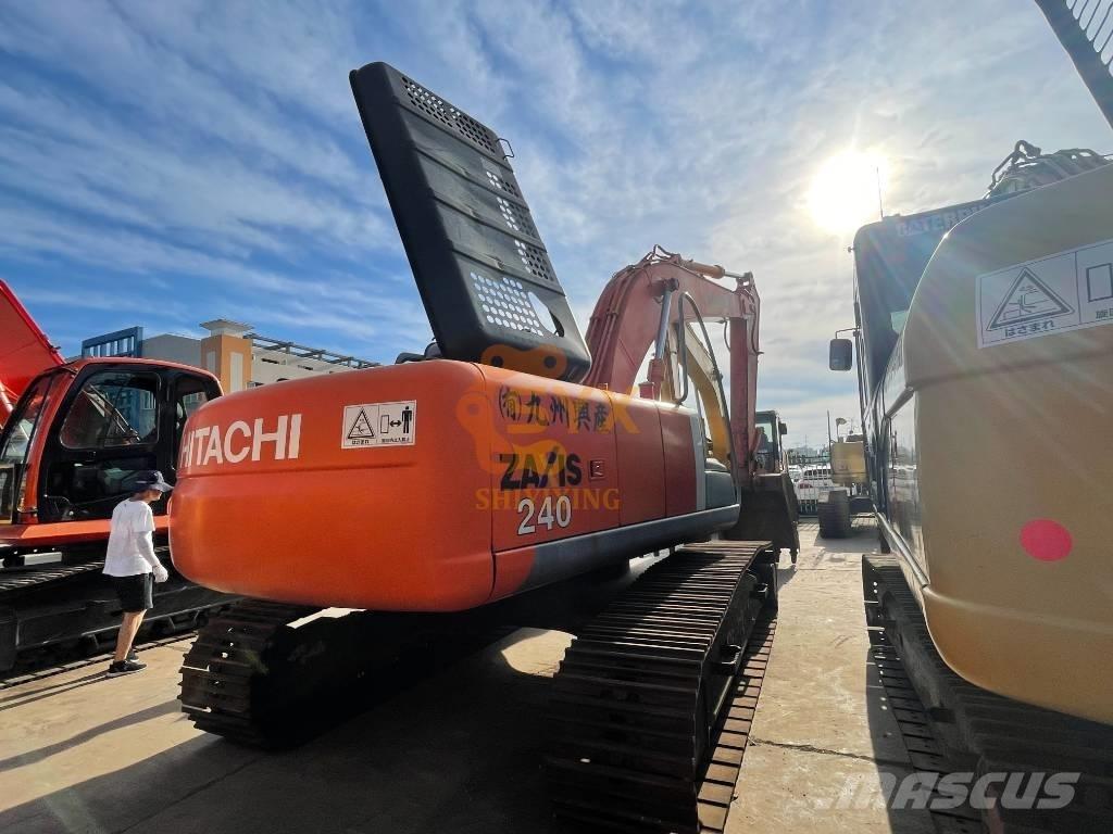 Hitachi ZX 240 Гусеничні екскаватори