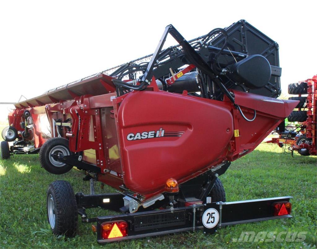 Case IH AF 8250 Зернозбиральні комбайни
