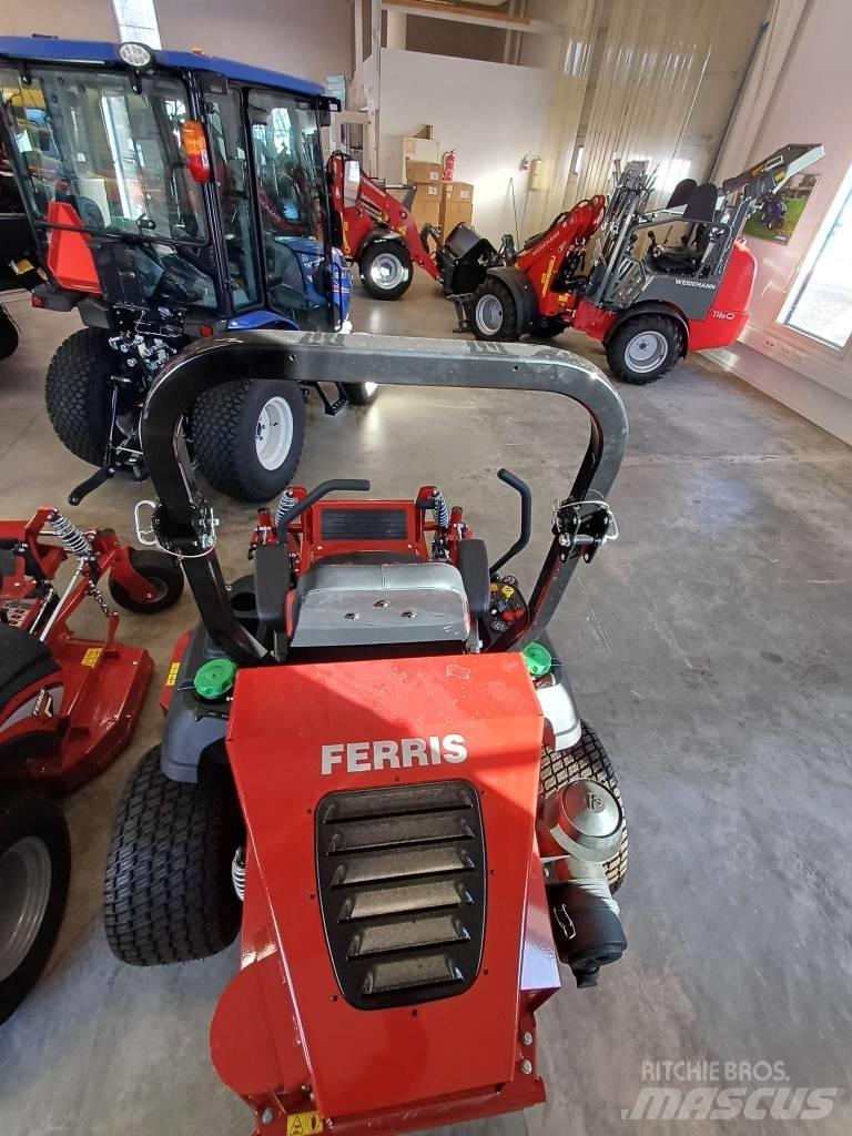 Ferris IS2600 Самохідні газонокосарки