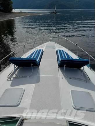  Formula Yachts PC41 Човни / баржі