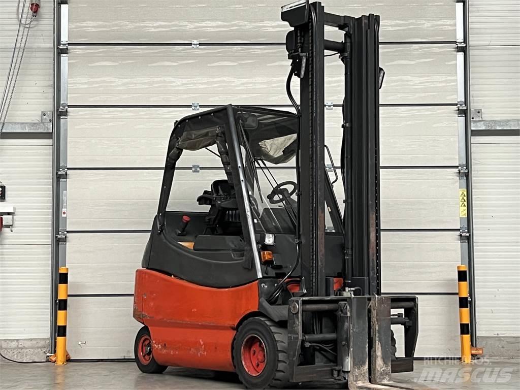 Linde E30 / 03 / 600 Електронавантажувачі