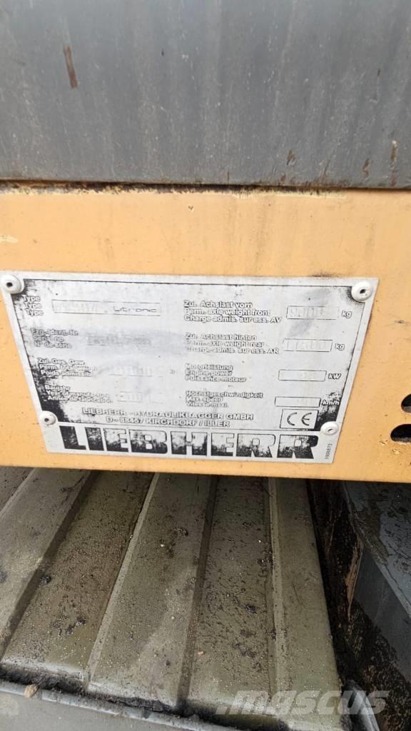 Liebherr 904 Колісні екскаватори