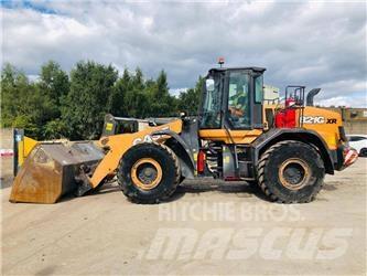 CASE 821 GXR Фронтальні навантажувачі
