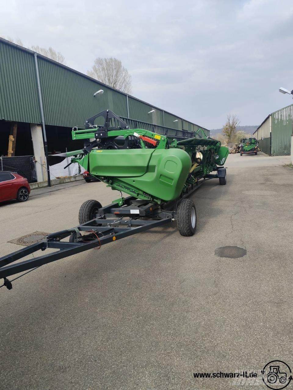 John Deere 730X Додаткове обладнання для збиральних комбайнів