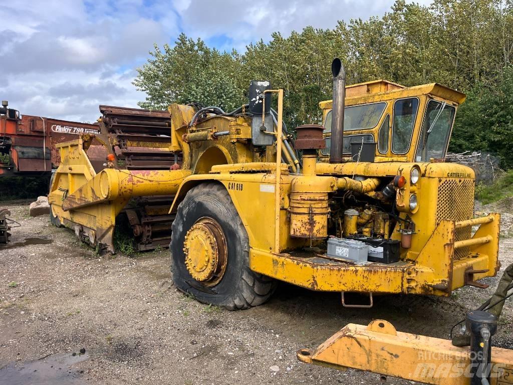 CAT 619 Скрепери