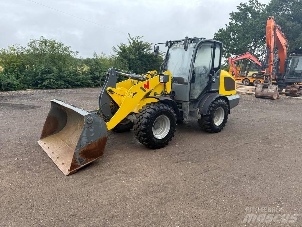 Wacker Neuson WL 44 Фронтальні навантажувачі