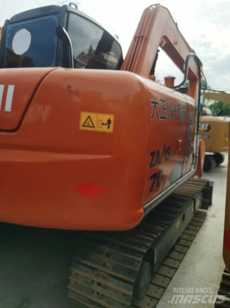 Hitachi ZX 70 Середні екскаватори 7т. - 12т.