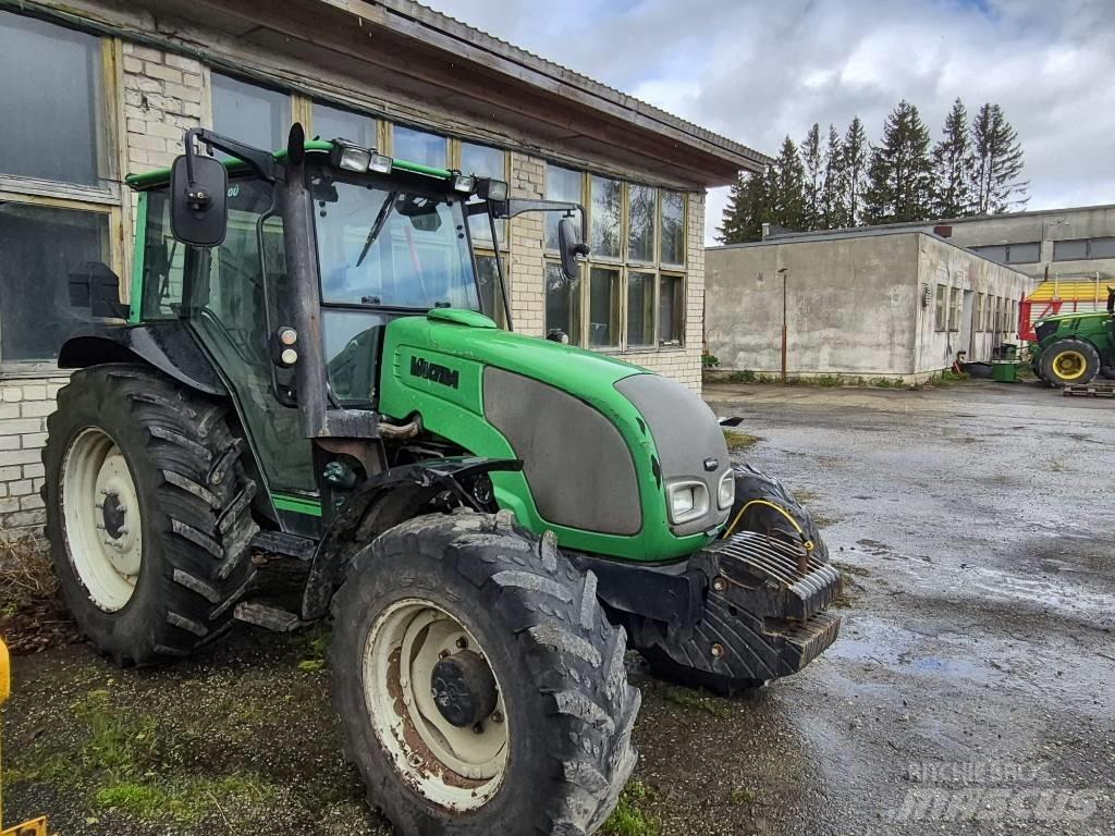 Valtra A 95 Трактори