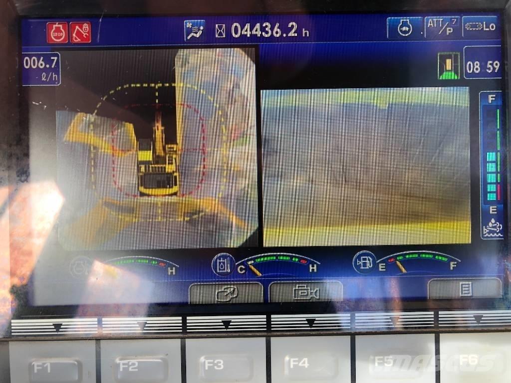 Komatsu PC210LC-11 Гусеничні екскаватори