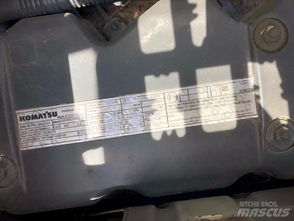 Komatsu PC210LC-11 Гусеничні екскаватори