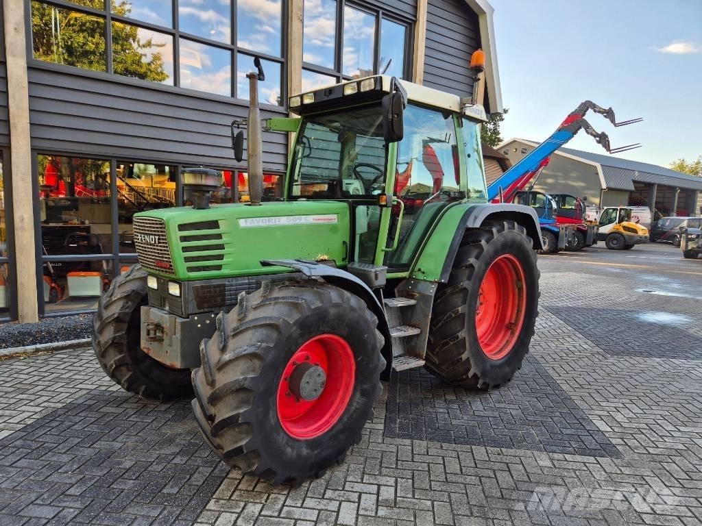 Fendt 509 C Трактори