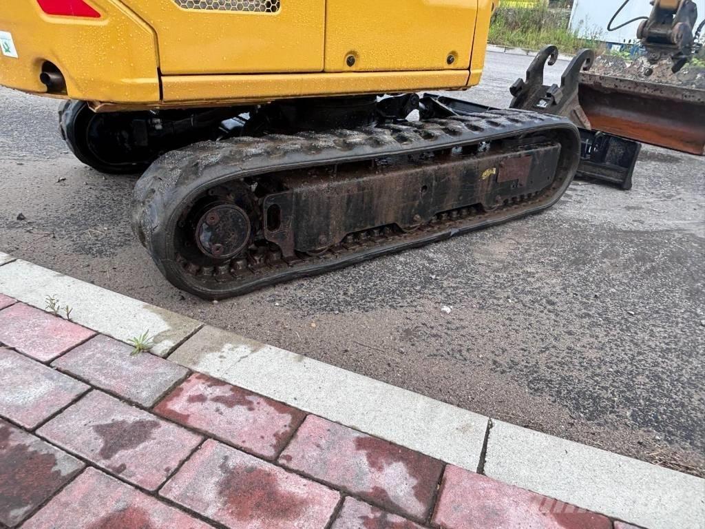 CAT 301.8 Міні-екскаватори < 7т