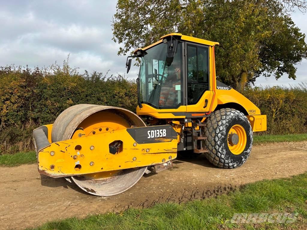 Volvo SD 135 B Грунтові котки