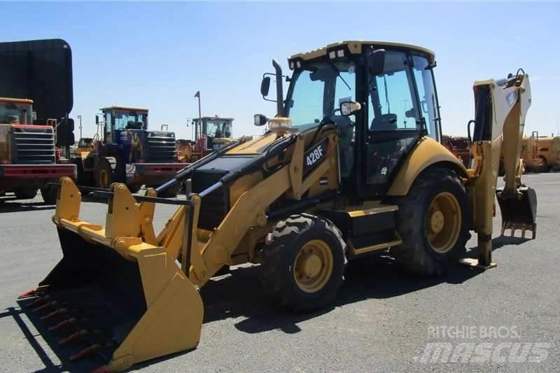 CAT 428F Екскаватори-навантажувачі