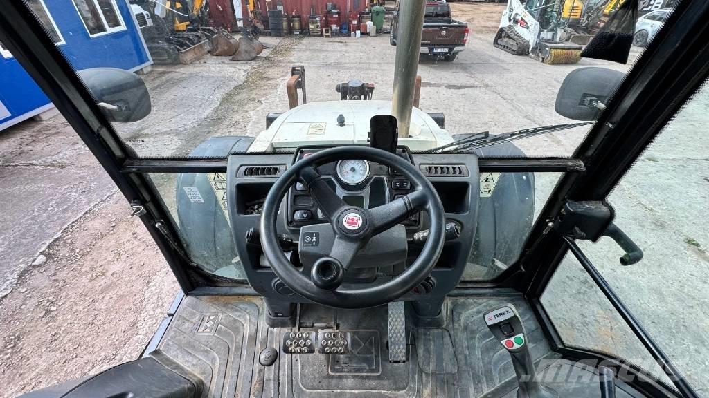 Terex TLB 990 PS Екскаватори-навантажувачі