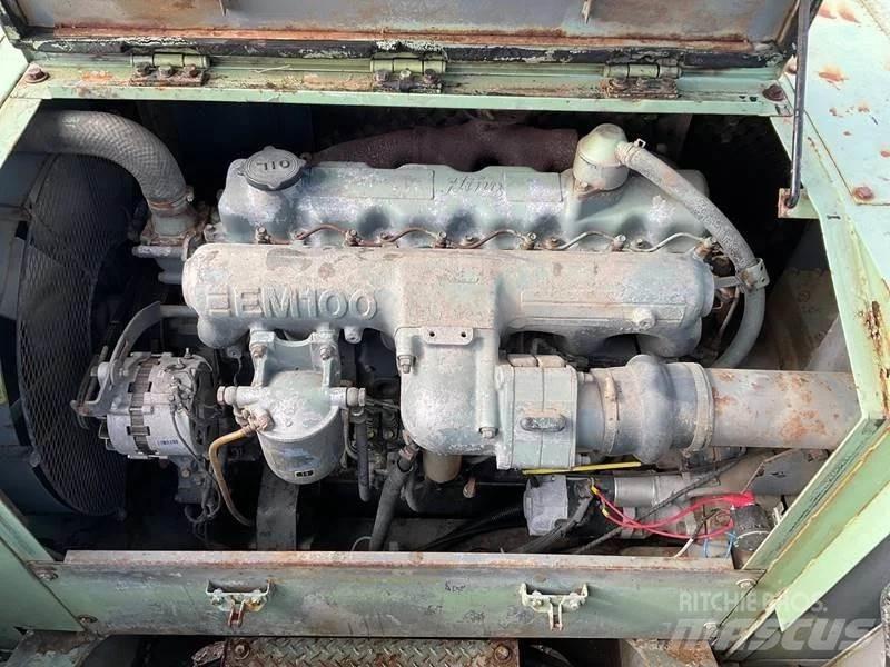 Hitachi KH125-3 Гусеничні крани