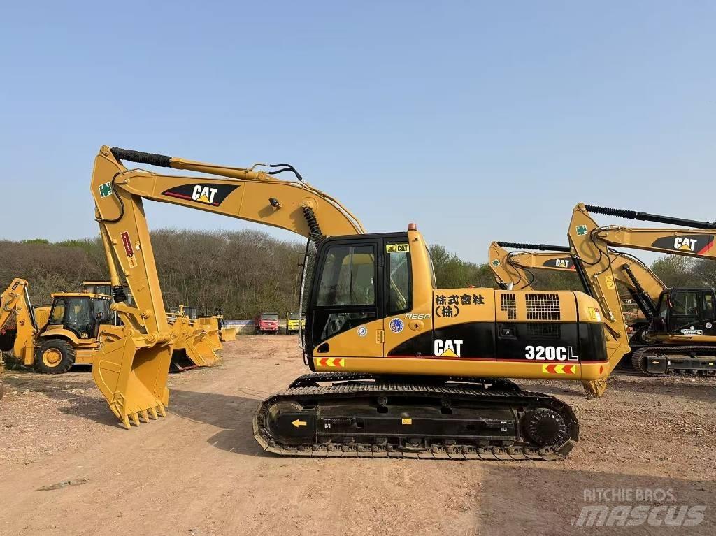 CAT 320 C L Гусеничні екскаватори