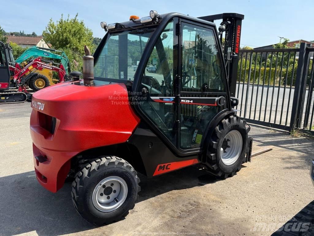 Manitou MC 25 Навантажувачі підвищеної прохідності