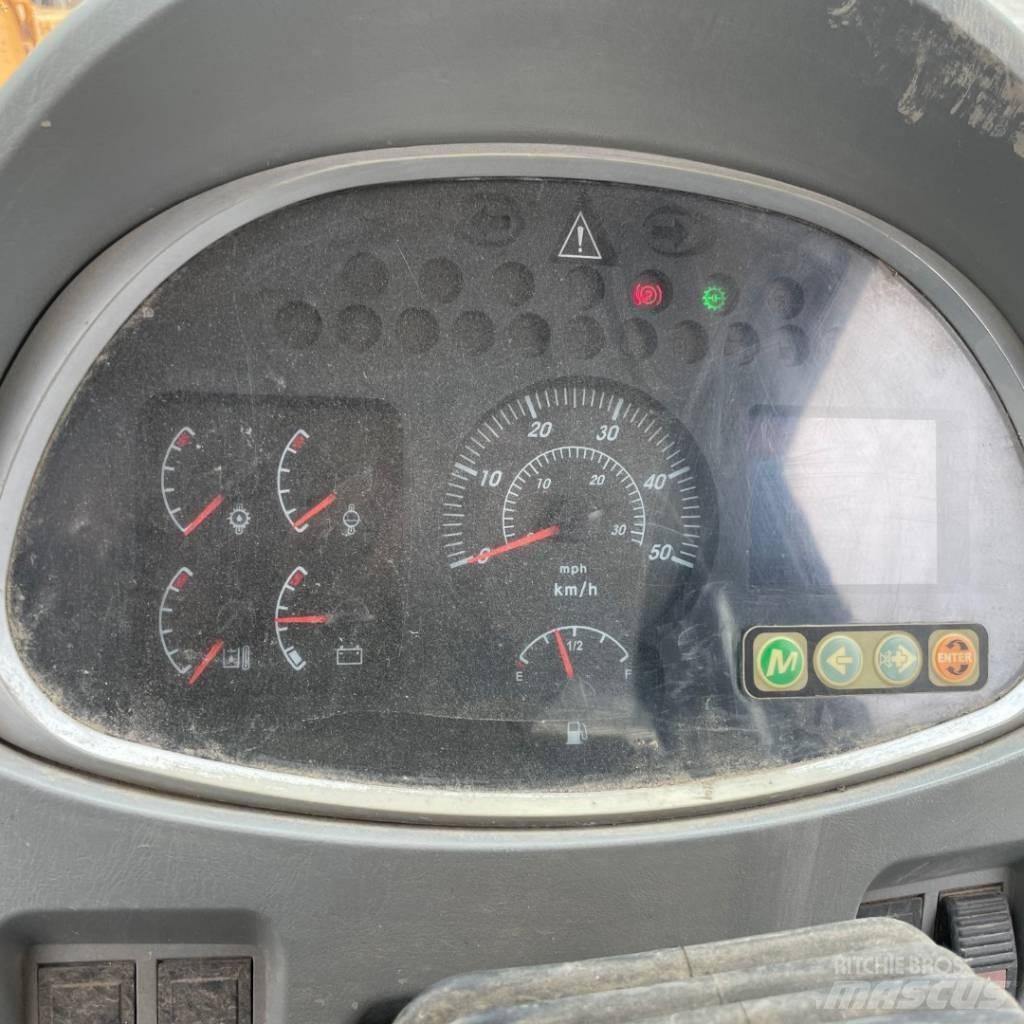 Hyundai HL 757-7 A Фронтальні навантажувачі