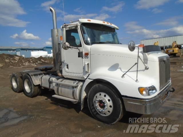 International 9400 i Тягачі