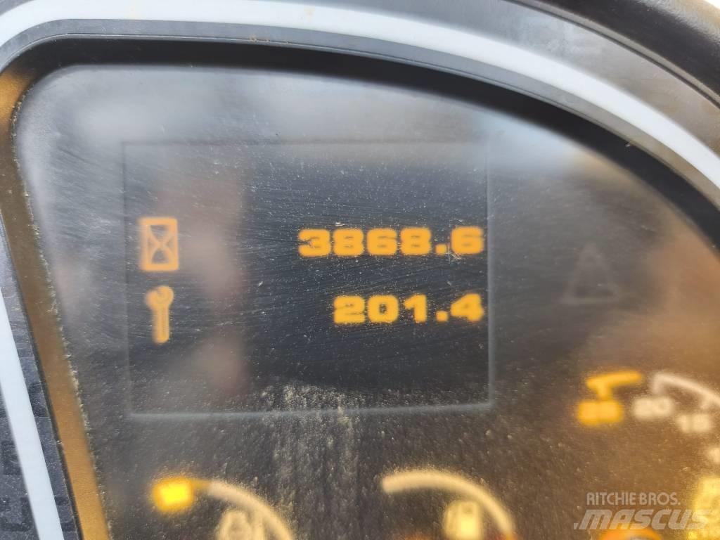 JCB 540-140 Телескопічні навантажувачі