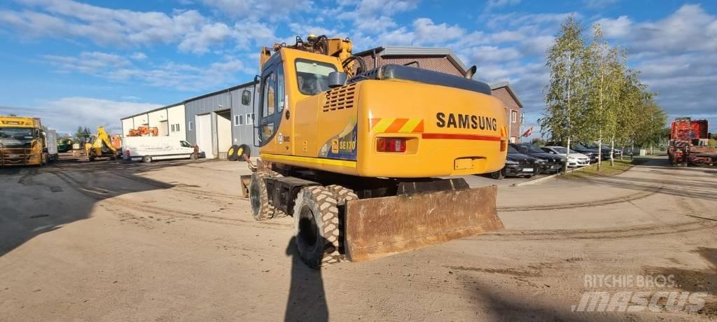 Samsung SE 170 W-3 Колісні екскаватори