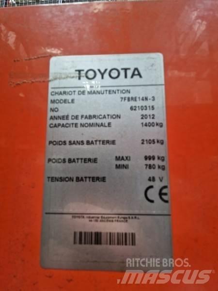 Toyota 7FBRE14N Самохідні електроштабелери