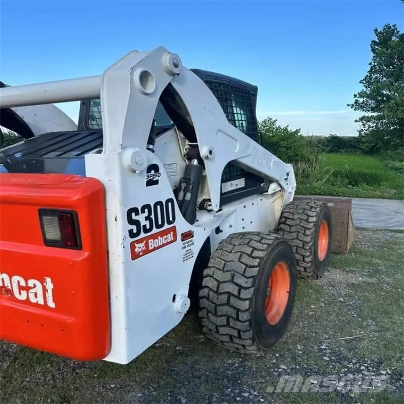 Bobcat s 300 Міні-навантажувачі