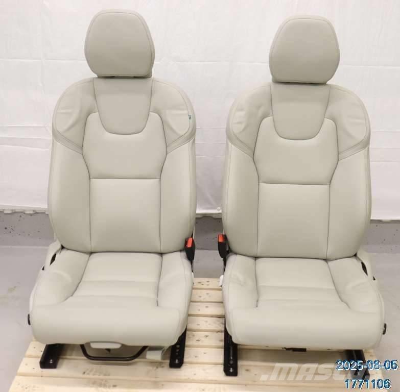 Volvo XC 60 Кабіни