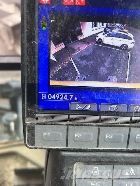 Komatsu PW 98 MR Колісні екскаватори