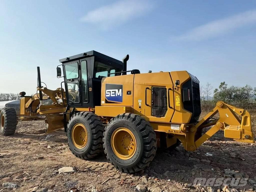 SEM 919 Грейдери