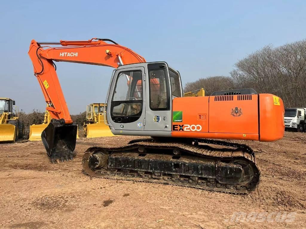 Hitachi EX 200 Гусеничні екскаватори