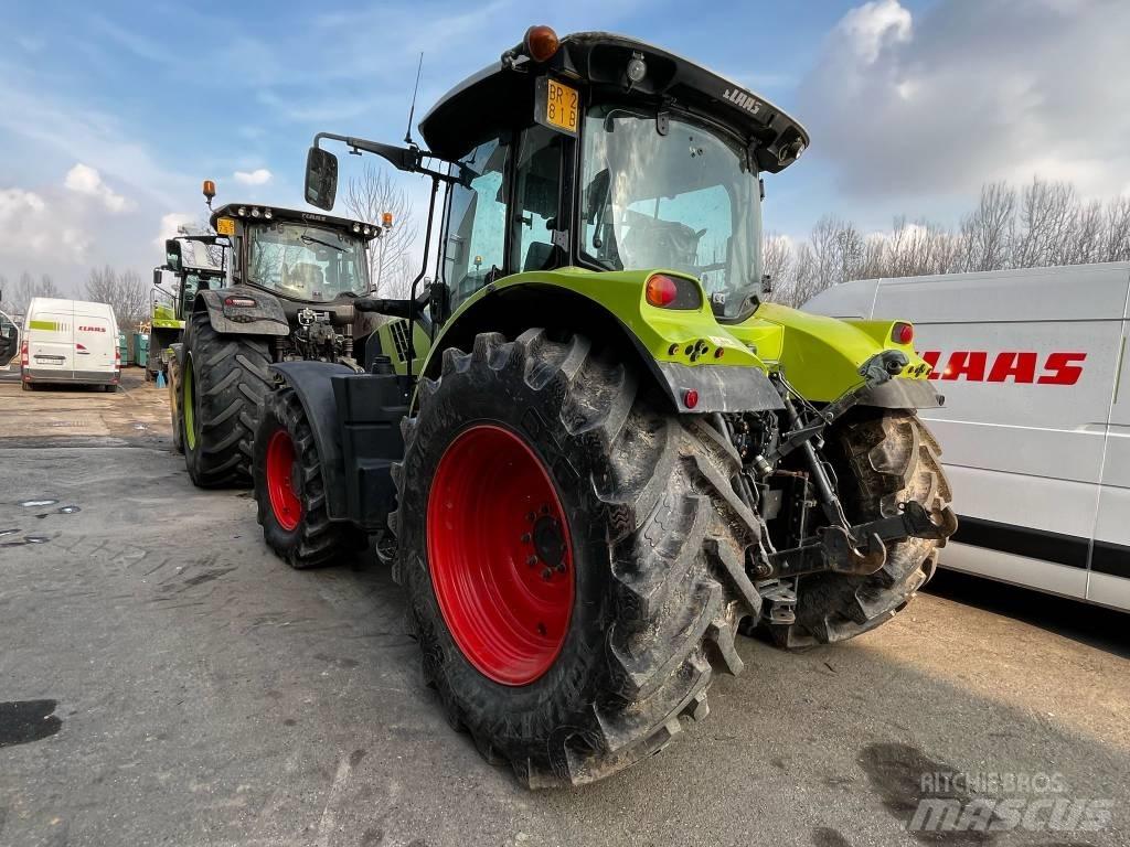 CLAAS Arion 650 Трактори