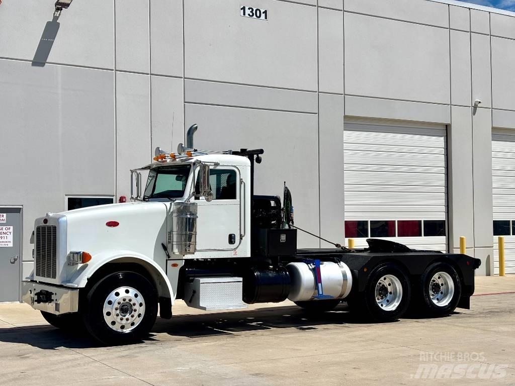 Peterbilt 367 Тягачі