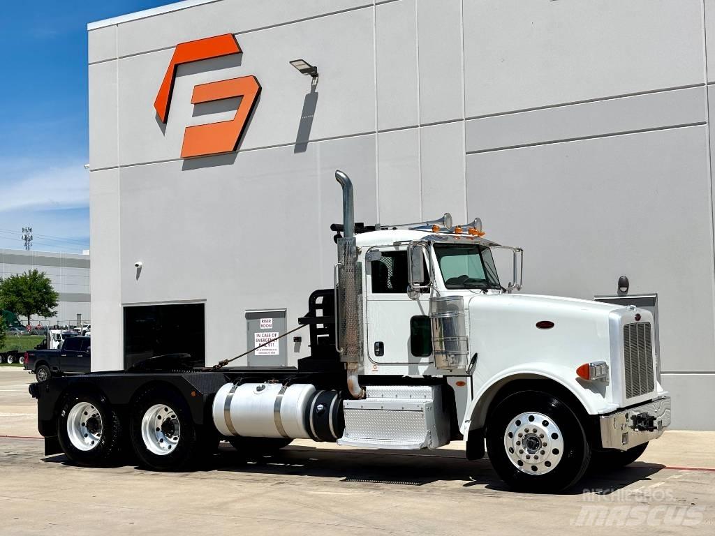 Peterbilt 367 Тягачі
