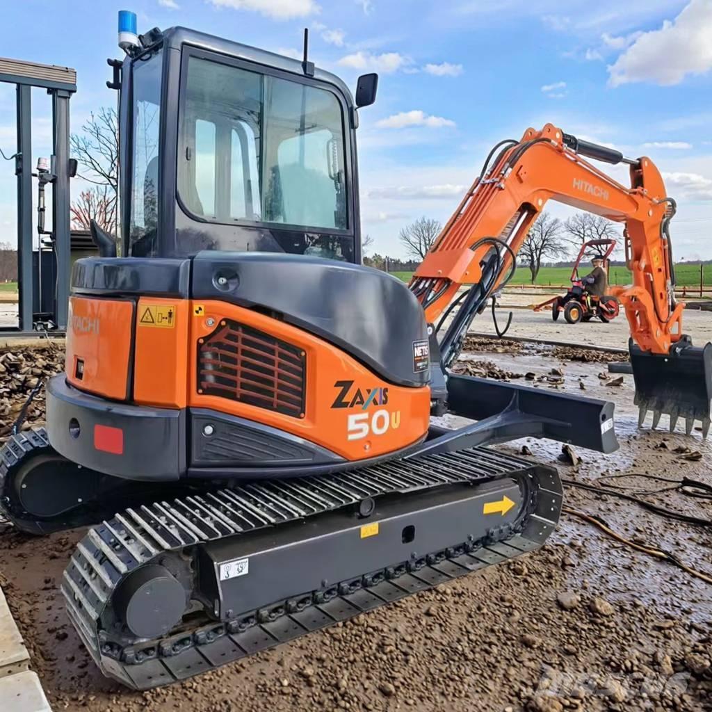 Hitachi ZX 50 U Міні-екскаватори < 7т