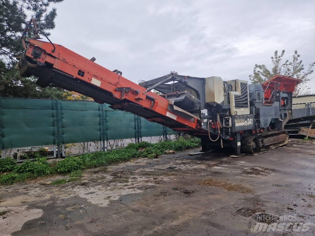 Sandvik QJ 341 Мобільні дробарки